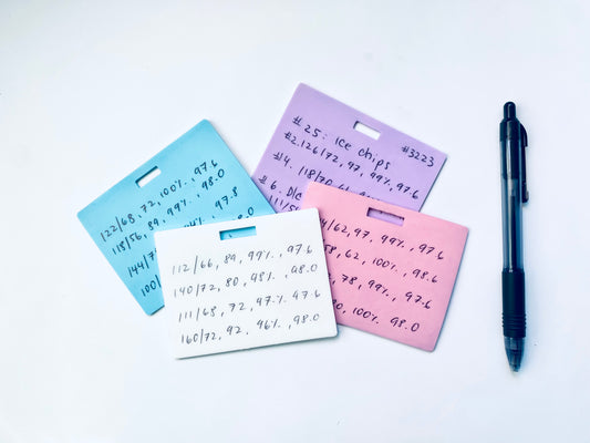 Horizontal erasable badge is the perfect pocket-sized accessory for healthcare professionals. Easily write on it with ballpoint pen, wipe it clean with alcohol pad, and reuse. Made of lightweight soft silicone, it's a nurse's essential for taking notes on the go. Attach it to your ID badge for convenience. ATTENTION: Gel &amp; super smooth ink will smudge and will leave faint stains. www.badgenote.com
