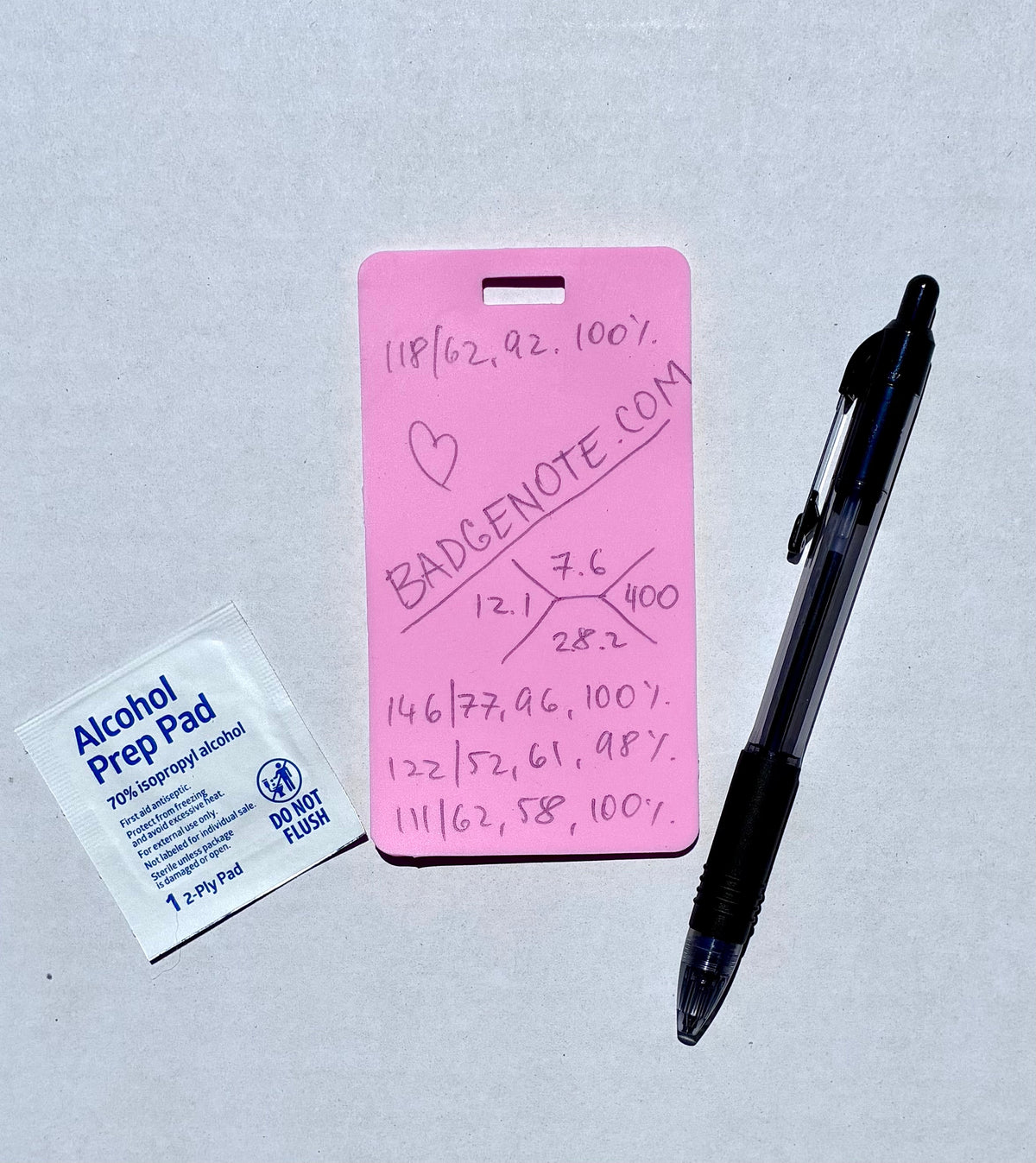 Vertical Badge Note® with Ballpoint Pen (black ink) – BADGE NOTE®